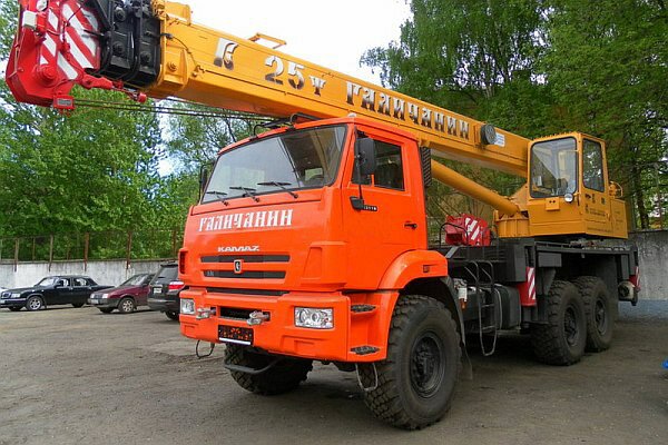 Автокран 25 тонн вездеход аренда в москве